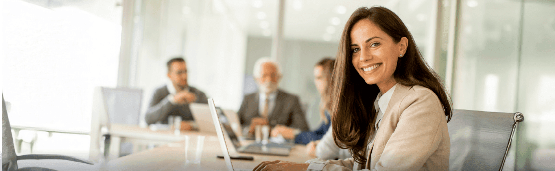 Mejorar opciones laborales figura como principal motivación para aprender inglés